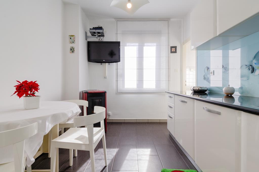 Apartments Ester Victoria Medulin Exterior photo